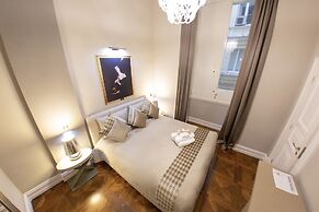 Leone Camere D'Autore