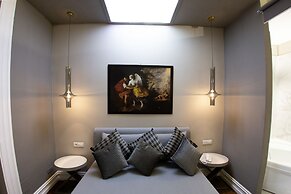 Leone Camere D'Autore