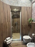 Leone Camere D'Autore