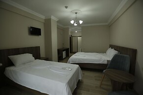 Ozgur Otel