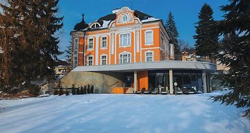 Wellness & Spa hotel Villa Regenhart