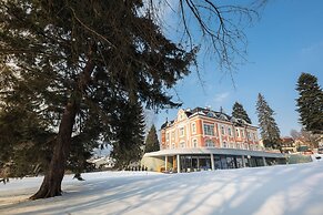 Wellness & Spa hotel Villa Regenhart