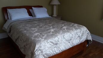 Waters Edge Condo With Boat Slip