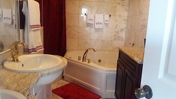 Waters Edge Condo With Boat Slip