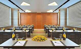 Radisson Bengaluru City Center