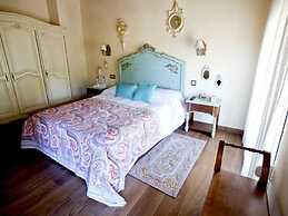 Hospedería Casa De La Campana