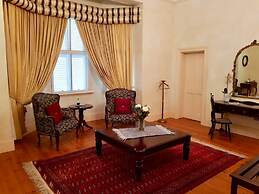 Bakenskraal Ostrich Palace