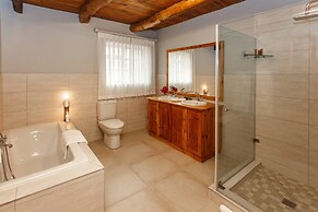 Bakenskraal Ostrich Palace