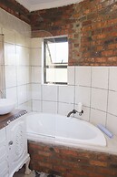 Matusadona Guest Lodge