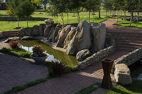 Grasslands Conference and Wedding Venue