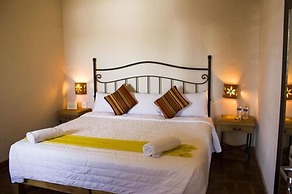 Hotel Puerta San Pedro