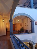 Hotel Puerta San Pedro