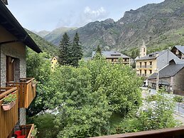 Hotel Els Encantats