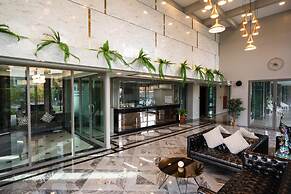 ONPA Hotel & Residence Bangsaen