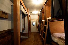 Irori Guesthouse Tenmaku - Hostel