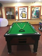 Market Tavern - Hostel and Bar