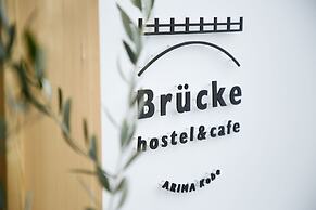 Brücke hostel&cafe ARIMA Kobe