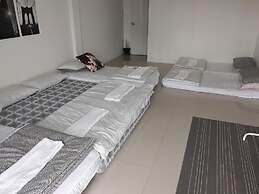 Sukhumvit 50 hostel