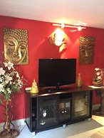 Fong Kaew and Baan Nang Fa Guesthouse