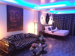 Fong Kaew and Baan Nang Fa Guesthouse