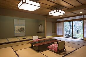 Awazu-Spa Tourist Hotel Kitahachi