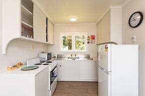 Waitangi Beach Bach 30B