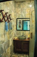 Mekong Lodge Hotel & Resort