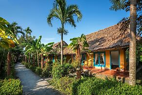 Mekong Lodge Hotel & Resort