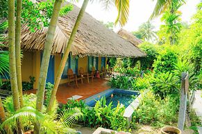 Mekong Lodge Hotel & Resort