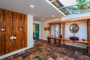 Mekong Lodge Hotel & Resort