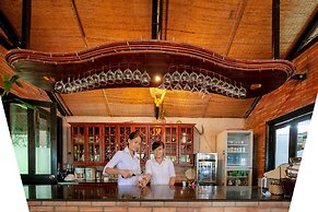 Mekong Lodge Hotel & Resort