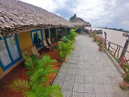 Mekong Lodge Hotel & Resort
