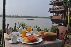 Mekong Lodge Hotel & Resort