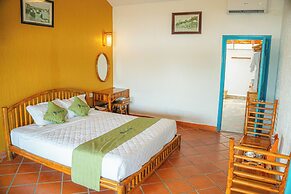 Mekong Lodge Hotel & Resort