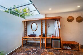 Mekong Lodge Hotel & Resort