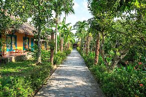 Mekong Lodge Hotel & Resort