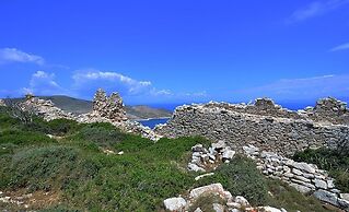 Grandma Vasiliki Rooms To Let