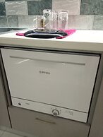 Grandma Vasiliki Rooms To Let