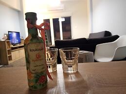 Grandma Vasiliki Rooms To Let