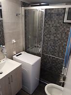 Grandma Vasiliki Rooms To Let