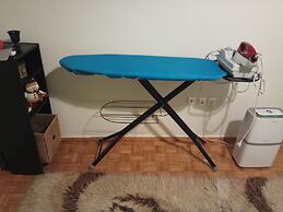 Grandma Vasiliki Rooms To Let