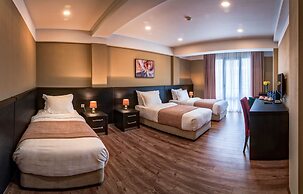 Sephia Hotel