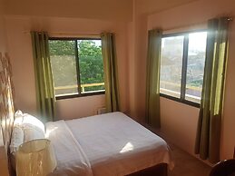 TSC Suites by Eastland Residences