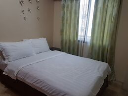 TSC Suites by Eastland Residences