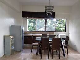 TSC Suites by Eastland Residences