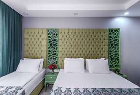 Green Garden Hotel
