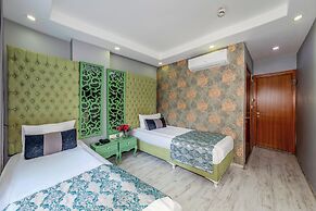 Green Garden Hotel