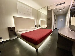 Break Hotel