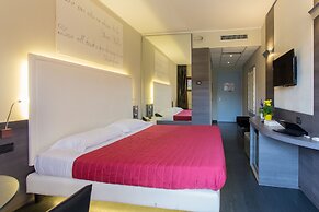 Break Hotel