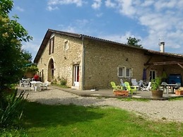 Domaine les Messauts - Gîte Le Cerisier